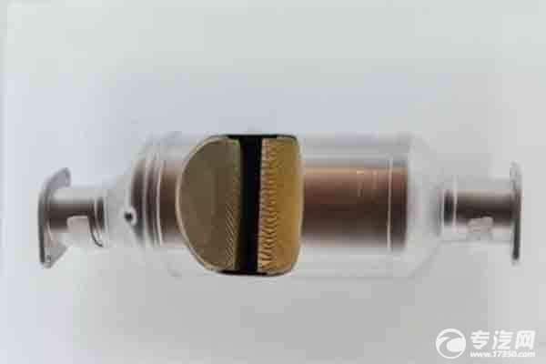 國六專用車上是不是都裝有顆粒捕捉器？